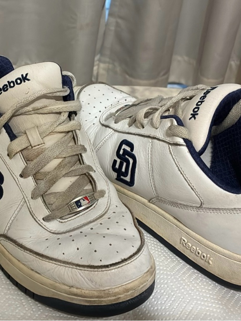 Reebok Men’s / Boys San Diego Padres authentic collection shoes 8.5